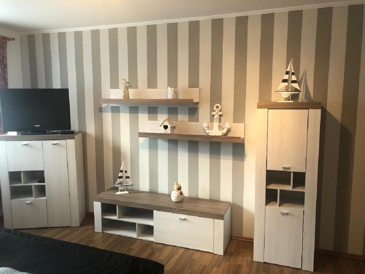 Ferienwohnung Нойштрелиц Экстерьер фото