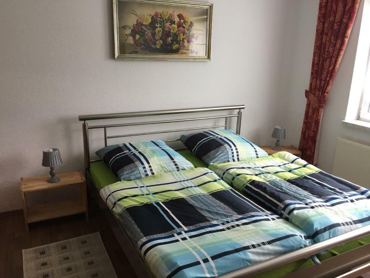 Ferienwohnung Нойштрелиц Экстерьер фото