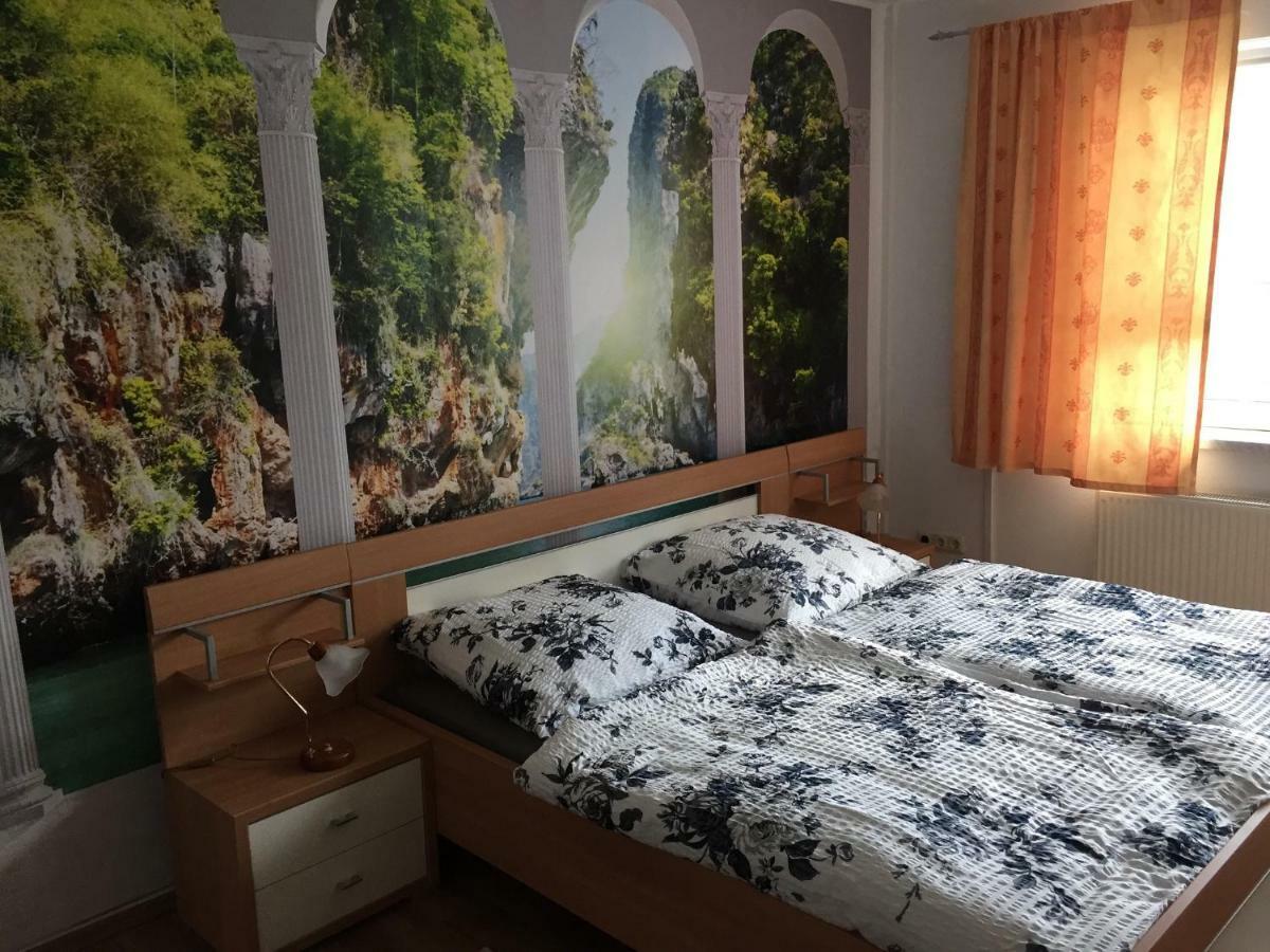 Ferienwohnung Нойштрелиц Экстерьер фото