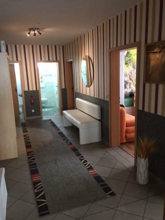 Ferienwohnung Нойштрелиц Экстерьер фото